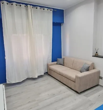 Punto House アパート